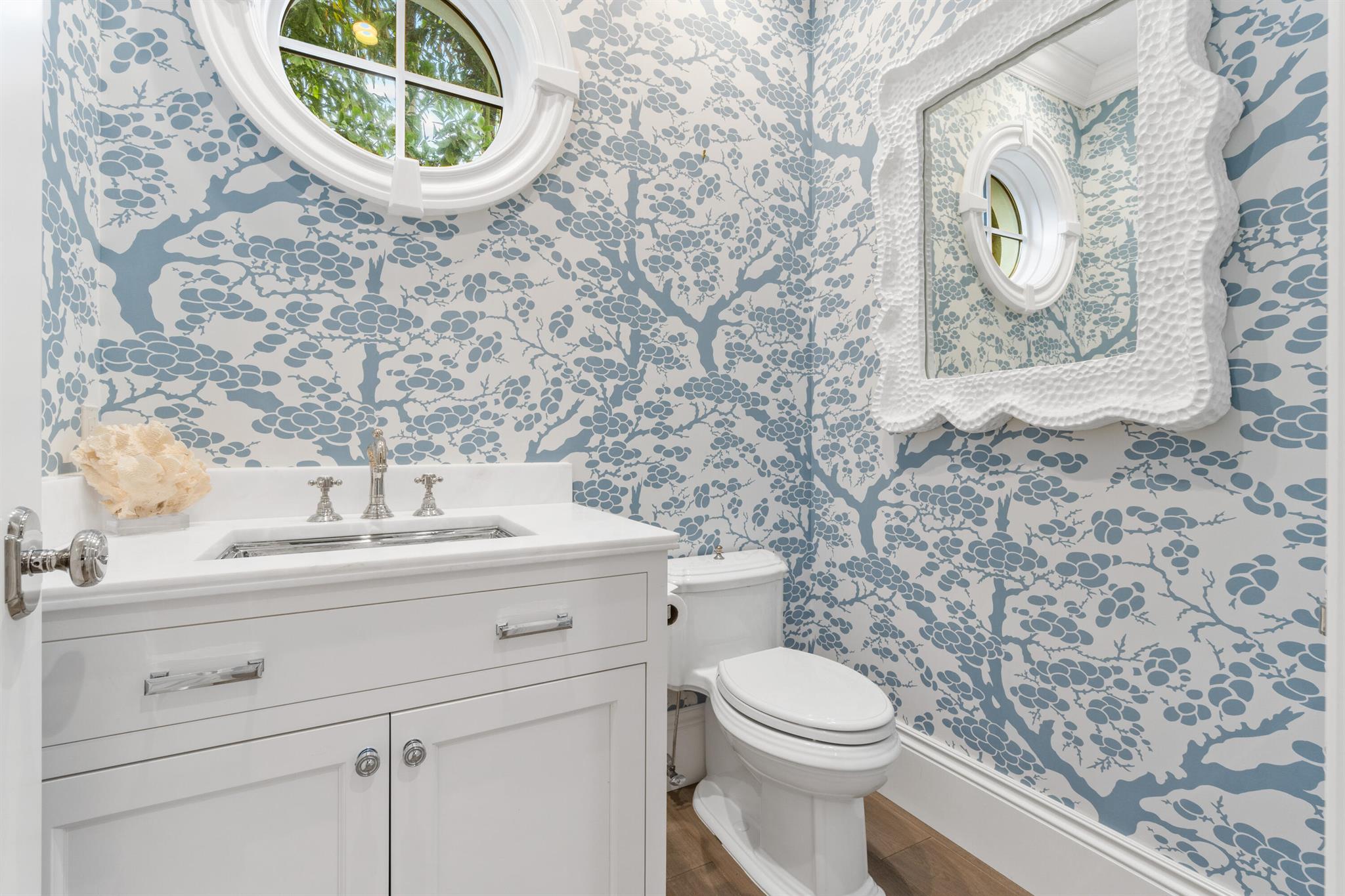 ROYAL PARK - Residential