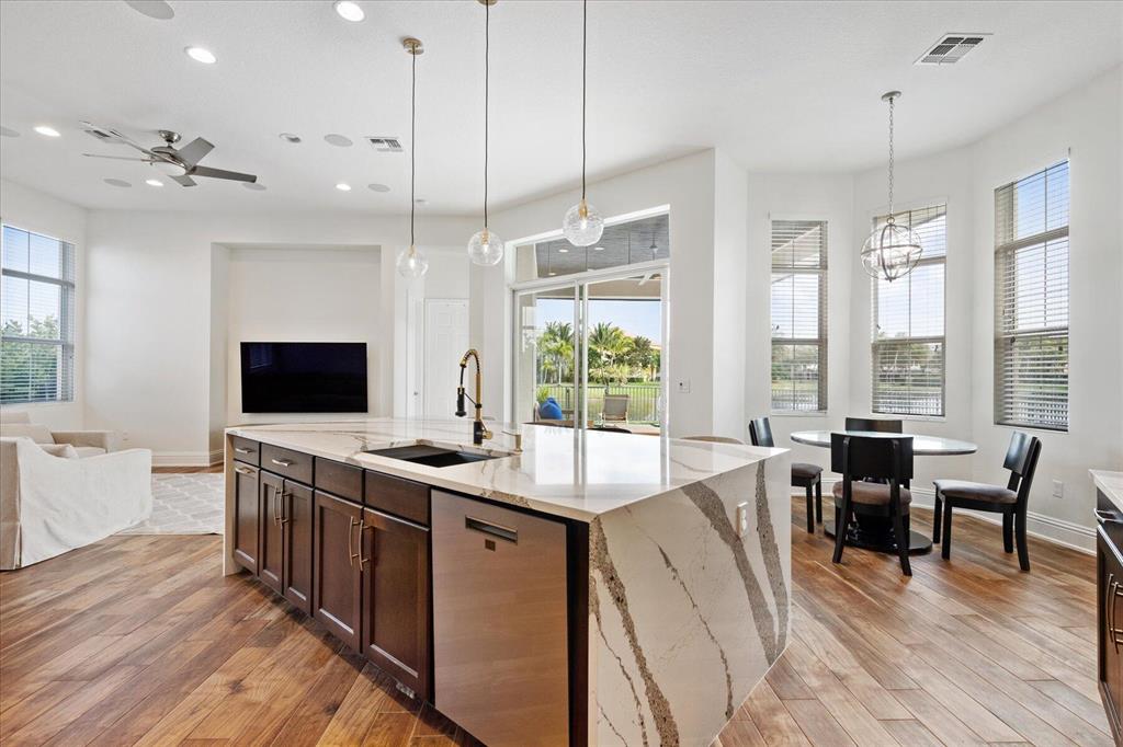 OLYMPIA 2 - Residential