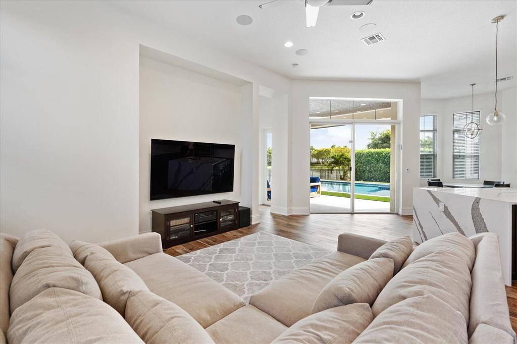 OLYMPIA 2 - Residential