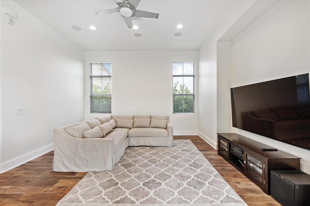 OLYMPIA 2 - Residential