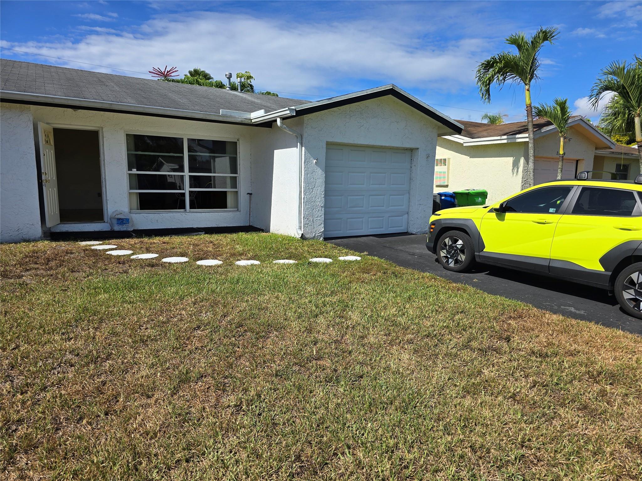 Great opportunity to own a West Broward home.
Located in the desirable West Welleby area, this spacious home offers great potential! Featuring 3 bedrooms, 2 bathrooms, living room, family room, and a large enclosed patio, this property is ideal for those looking to personalize and add value. Enjoy a generous backyard and a neighborhood surrounded by parks and recreational areas.
Sold As-Is – Price reflects needed updates to the kitchen, bathrooms, and flooring. Don’t miss this opportunity to invest in a well-located home with plenty of space and potential!