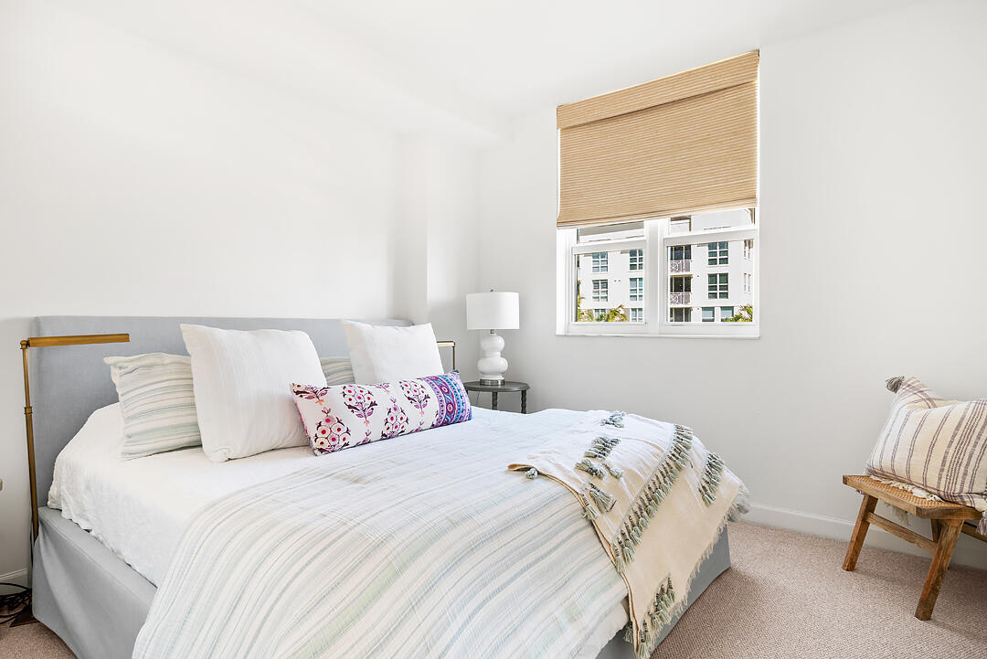 CITY PALMS CONDO - Residential