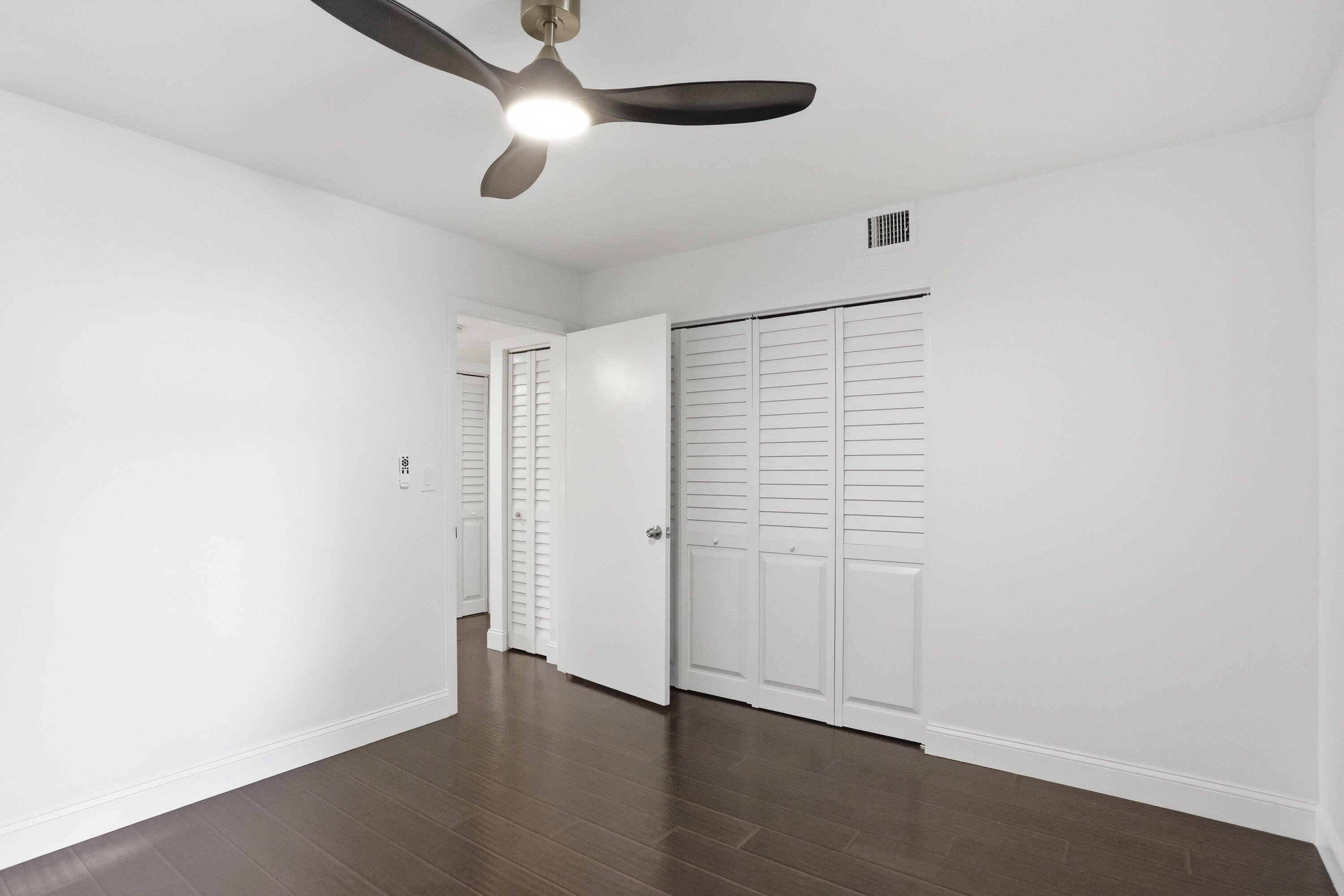 BANYAN PARK - Residential