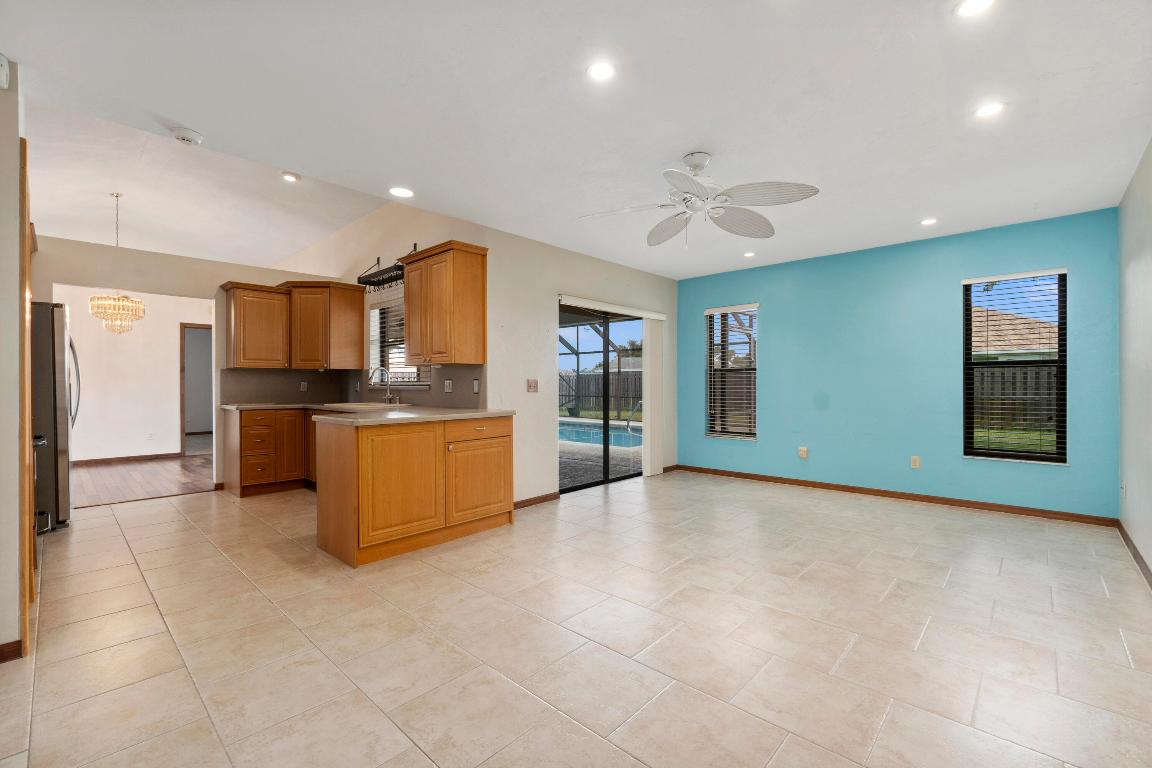PORT ST LUCIE SECTION 18 - Residential