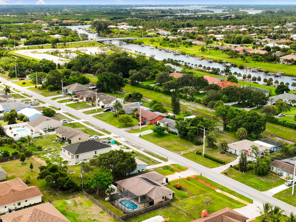 PORT ST LUCIE SECTION 18 - Residential