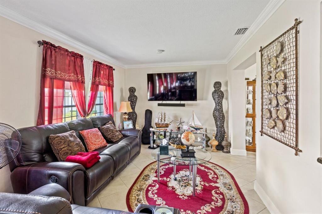 MAINLANDS OF TAMARAC LAKES - Residential