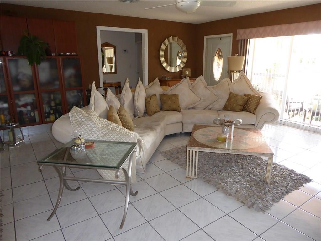 Coral Gardens 30-7 B - Residential