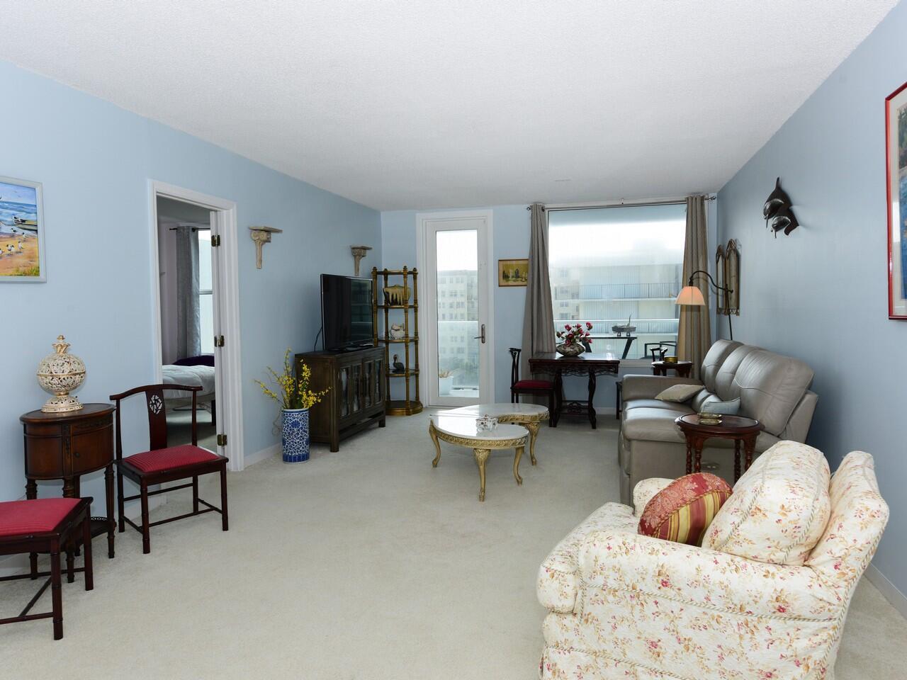 PATRICIAN OF PALM BEACH C - Residential Lease