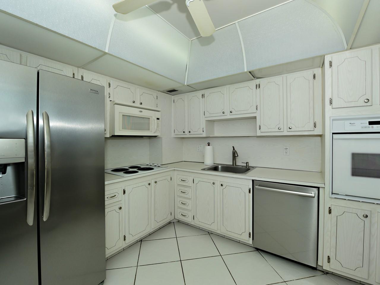 PATRICIAN OF PALM BEACH C - Residential Lease