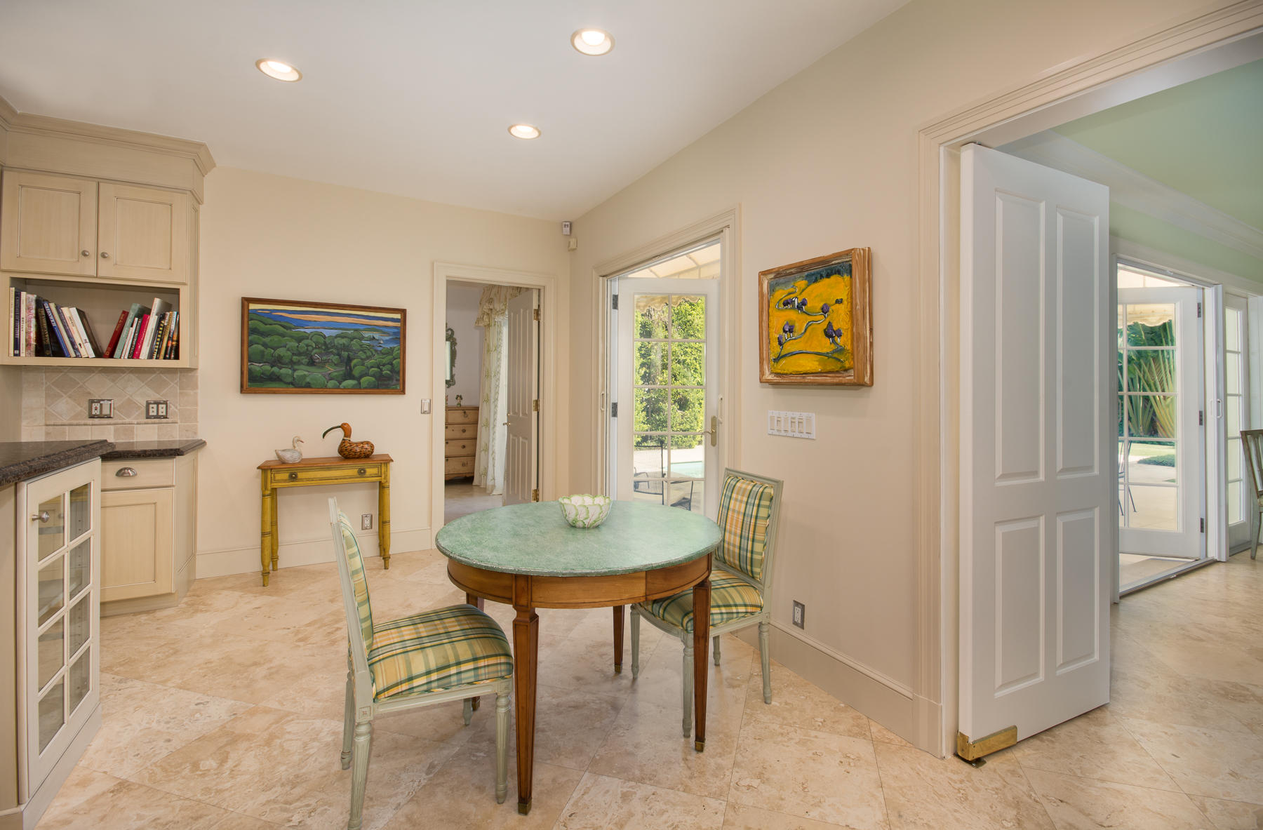 Single Family - Residence - Residential