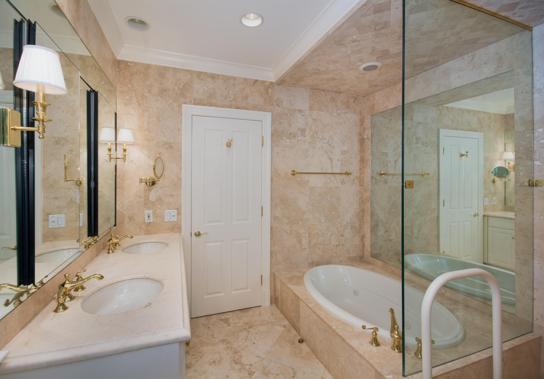 Single Family - Residence - Residential