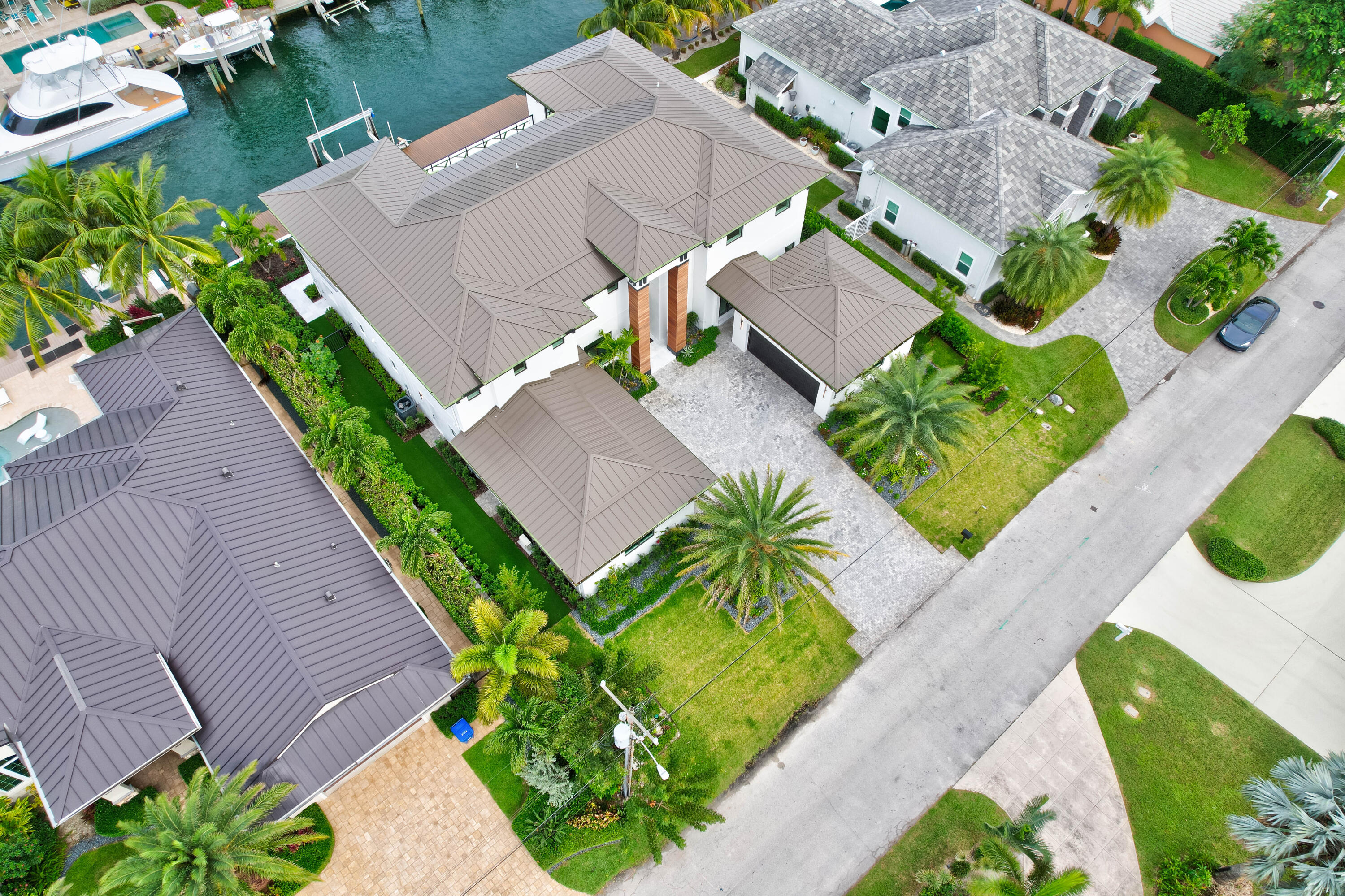 PALM BEACH ISLES 2 - Residential