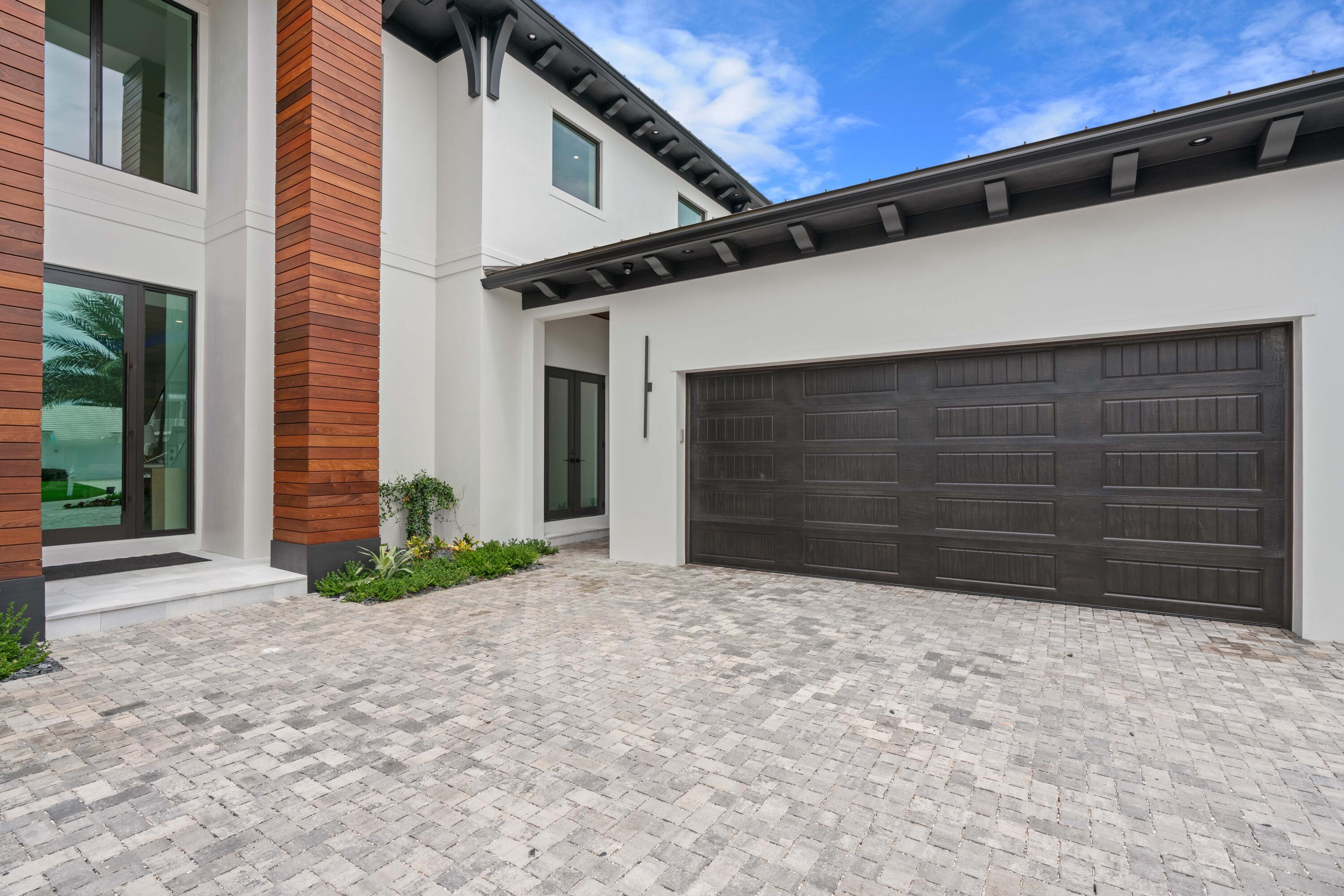 PALM BEACH ISLES 2 - Residential