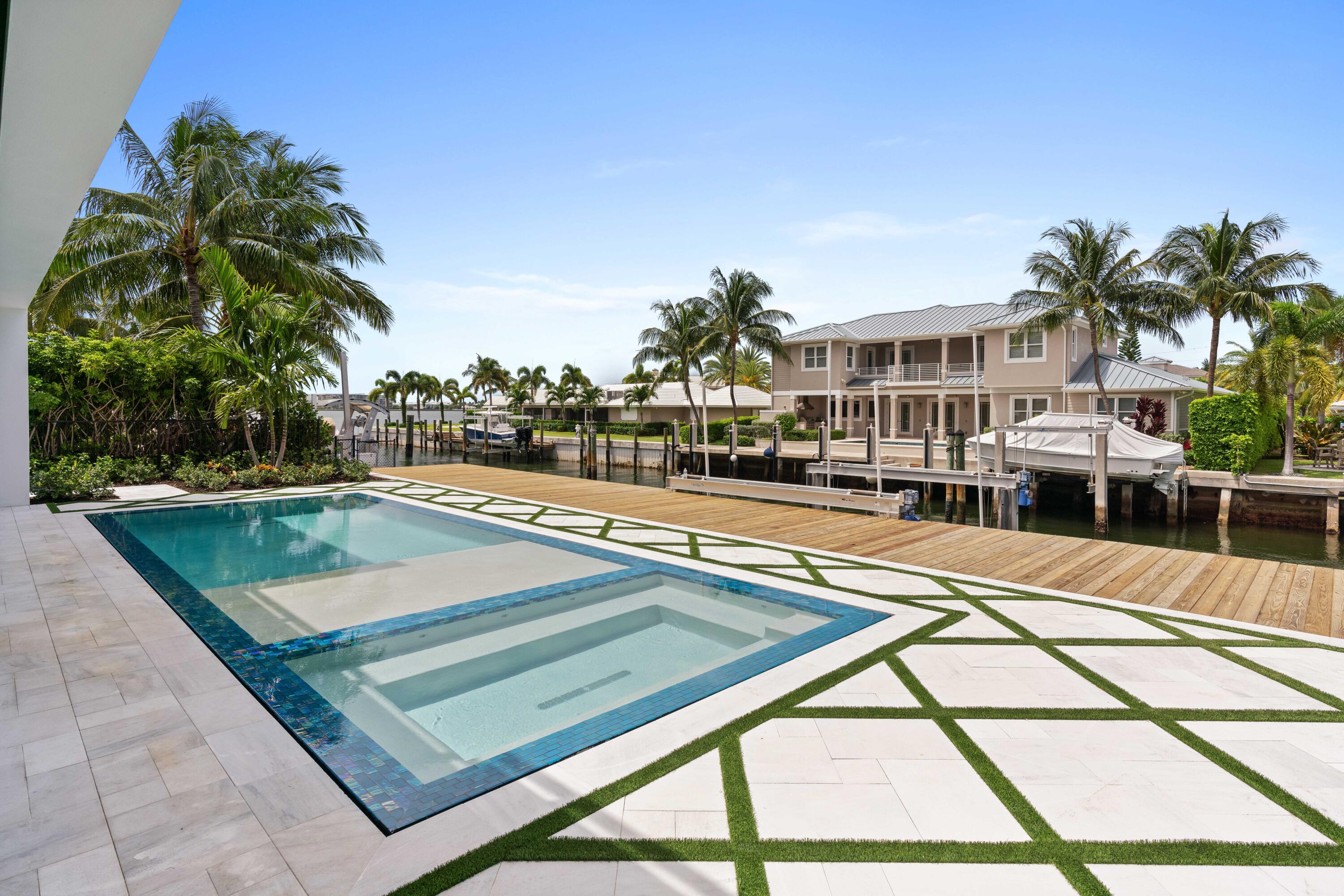 PALM BEACH ISLES 2 - Residential