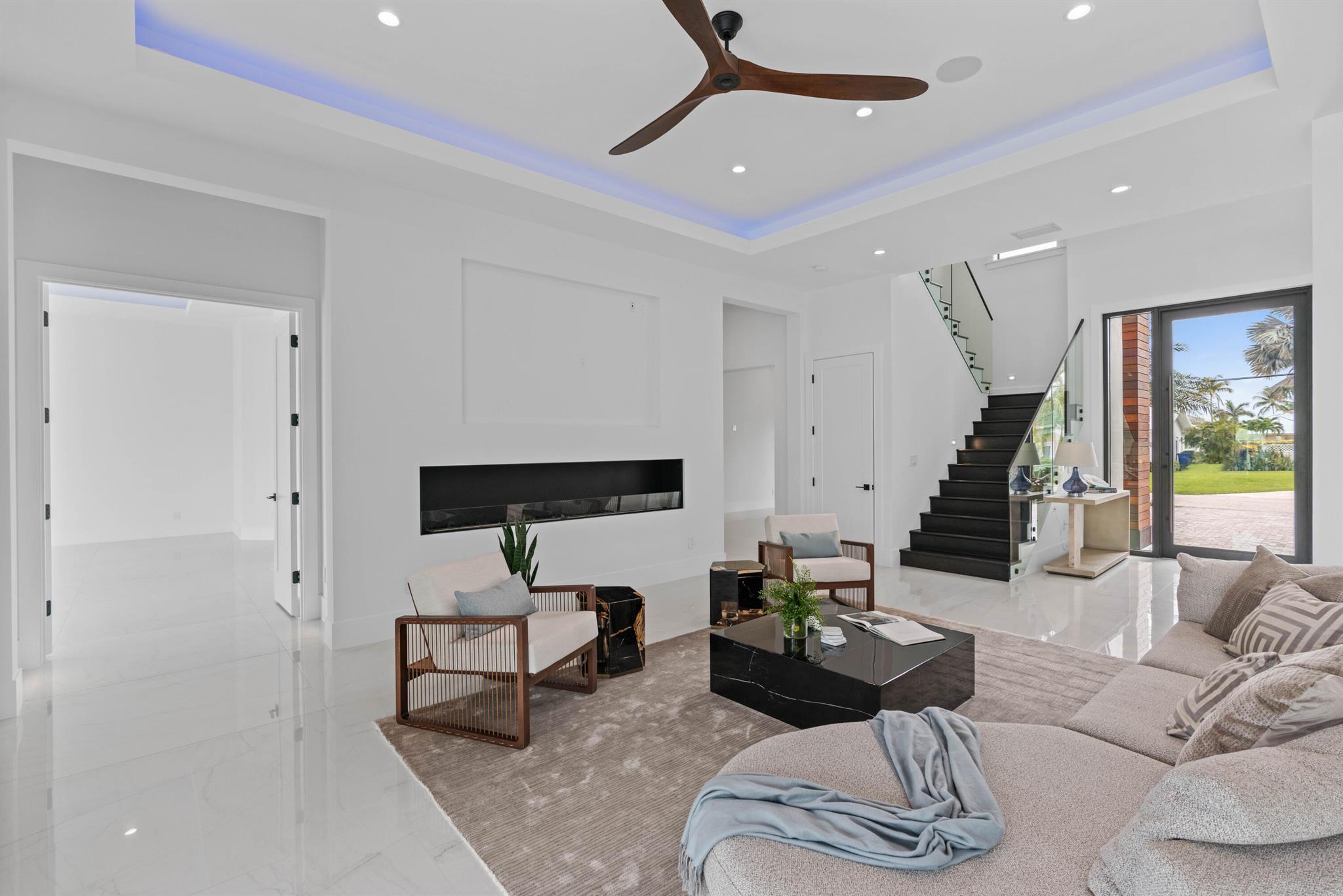 PALM BEACH ISLES 2 - Residential