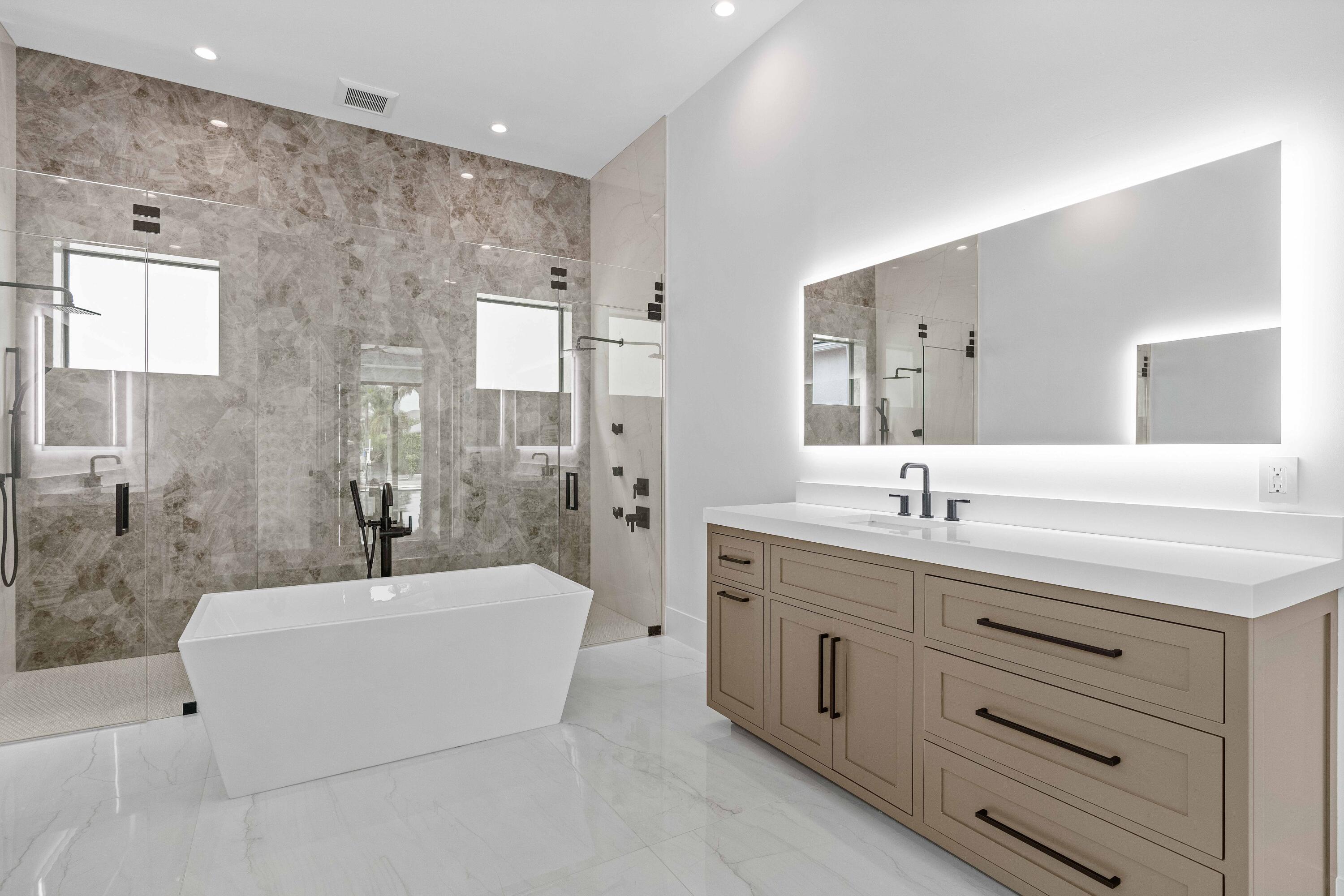 PALM BEACH ISLES 2 - Residential