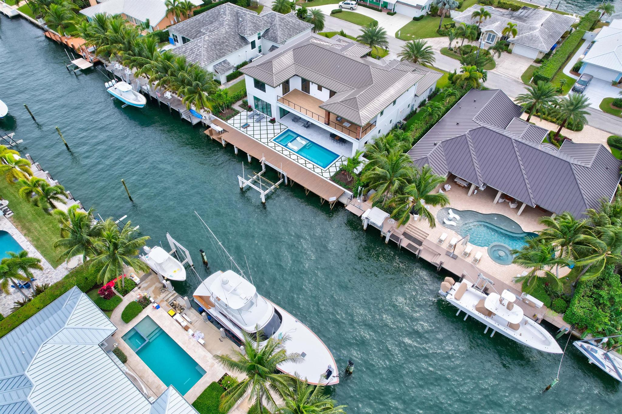 PALM BEACH ISLES 2 - Residential