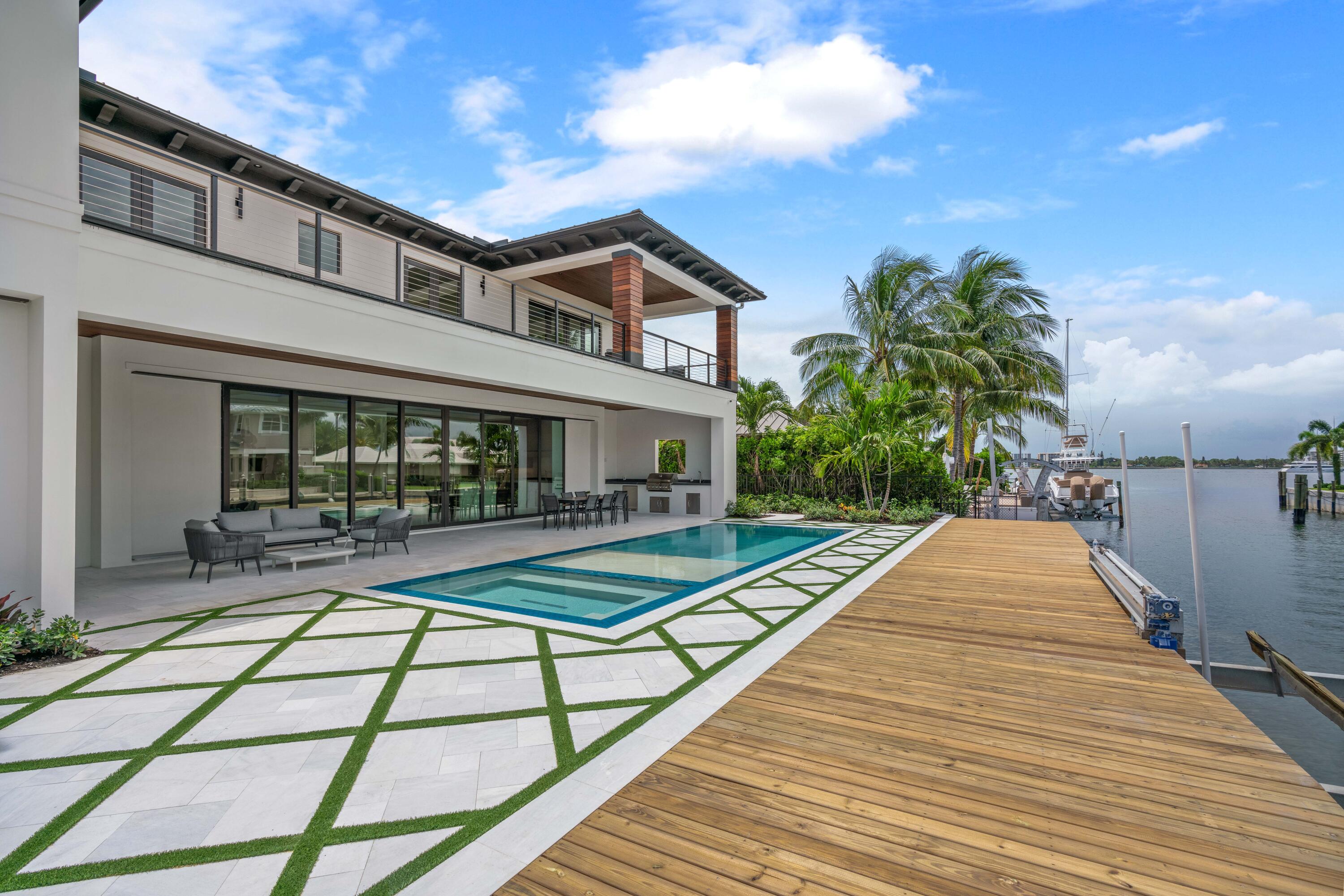 PALM BEACH ISLES 2 - Residential