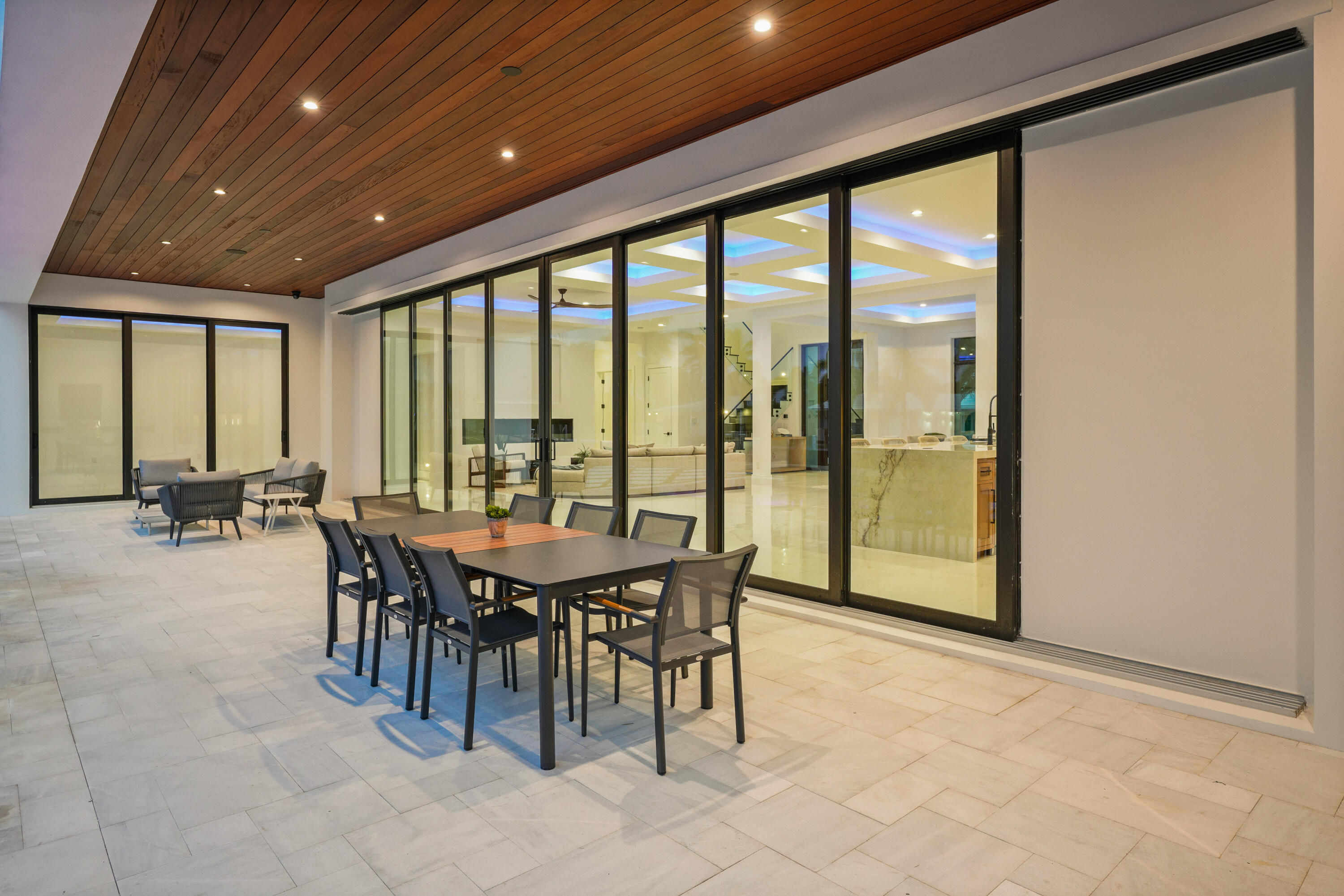 PALM BEACH ISLES 2 - Residential