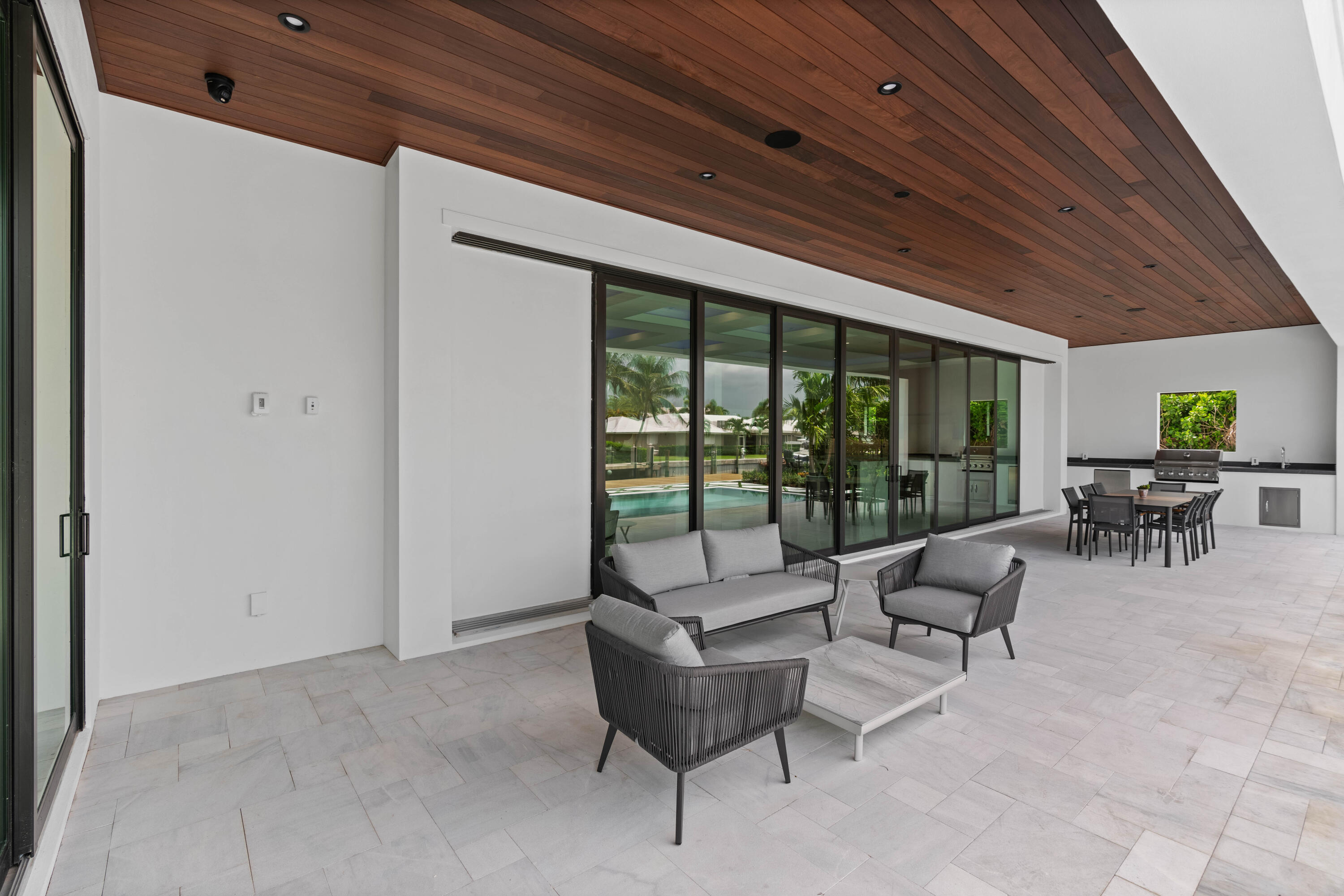 PALM BEACH ISLES 2 - Residential