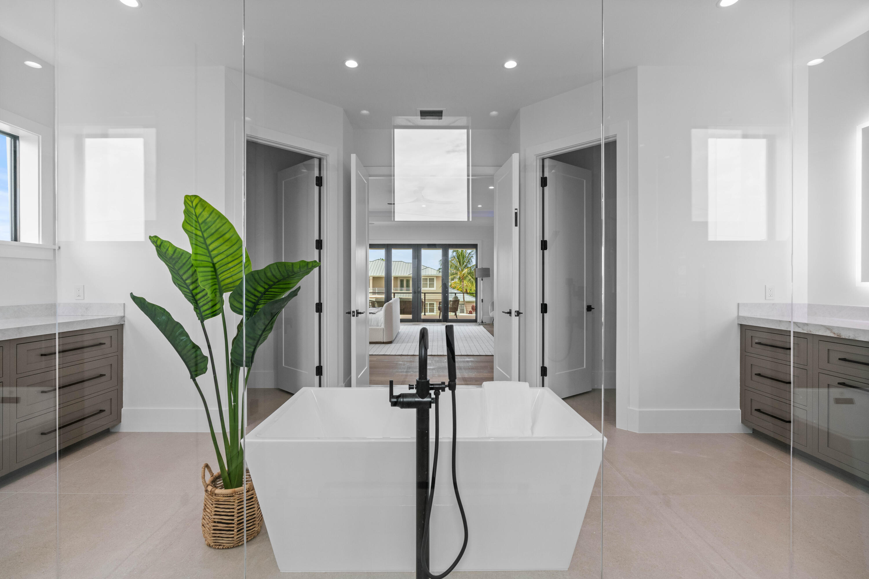 PALM BEACH ISLES 2 - Residential