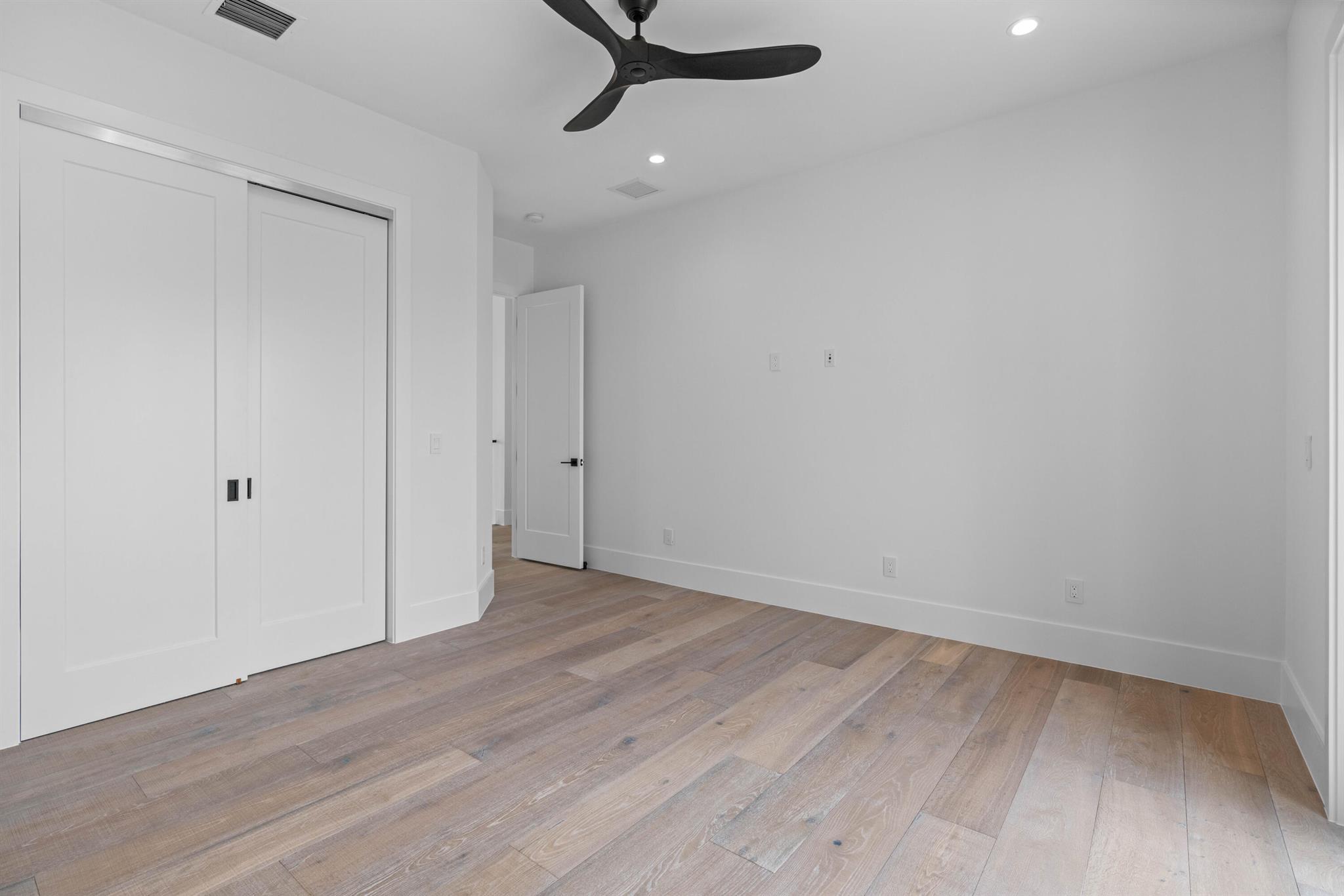 PALM BEACH ISLES 2 - Residential