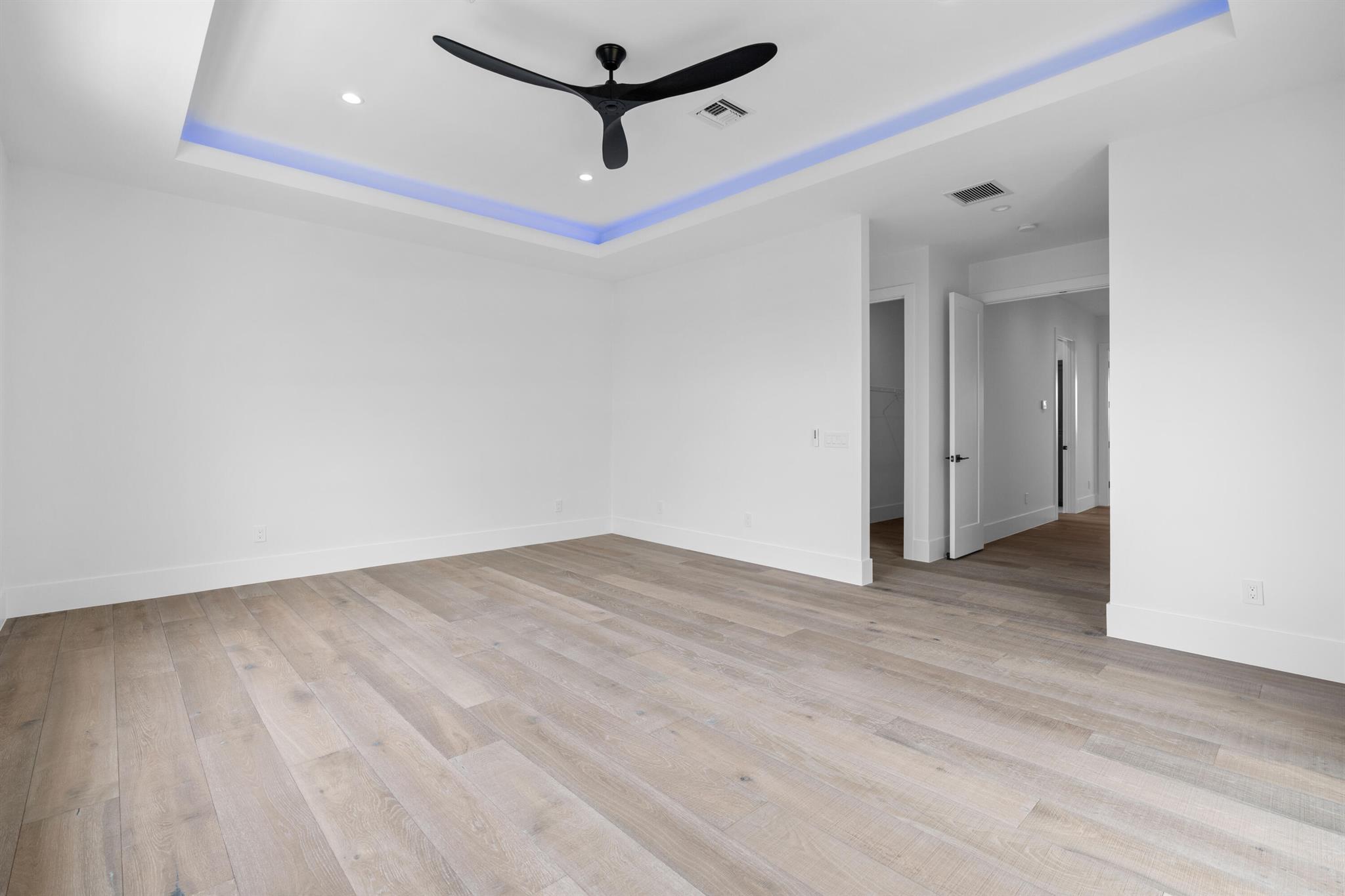 PALM BEACH ISLES 2 - Residential