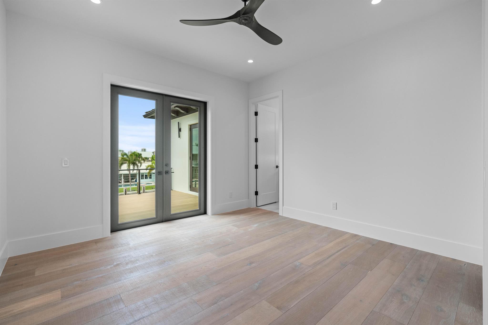 PALM BEACH ISLES 2 - Residential
