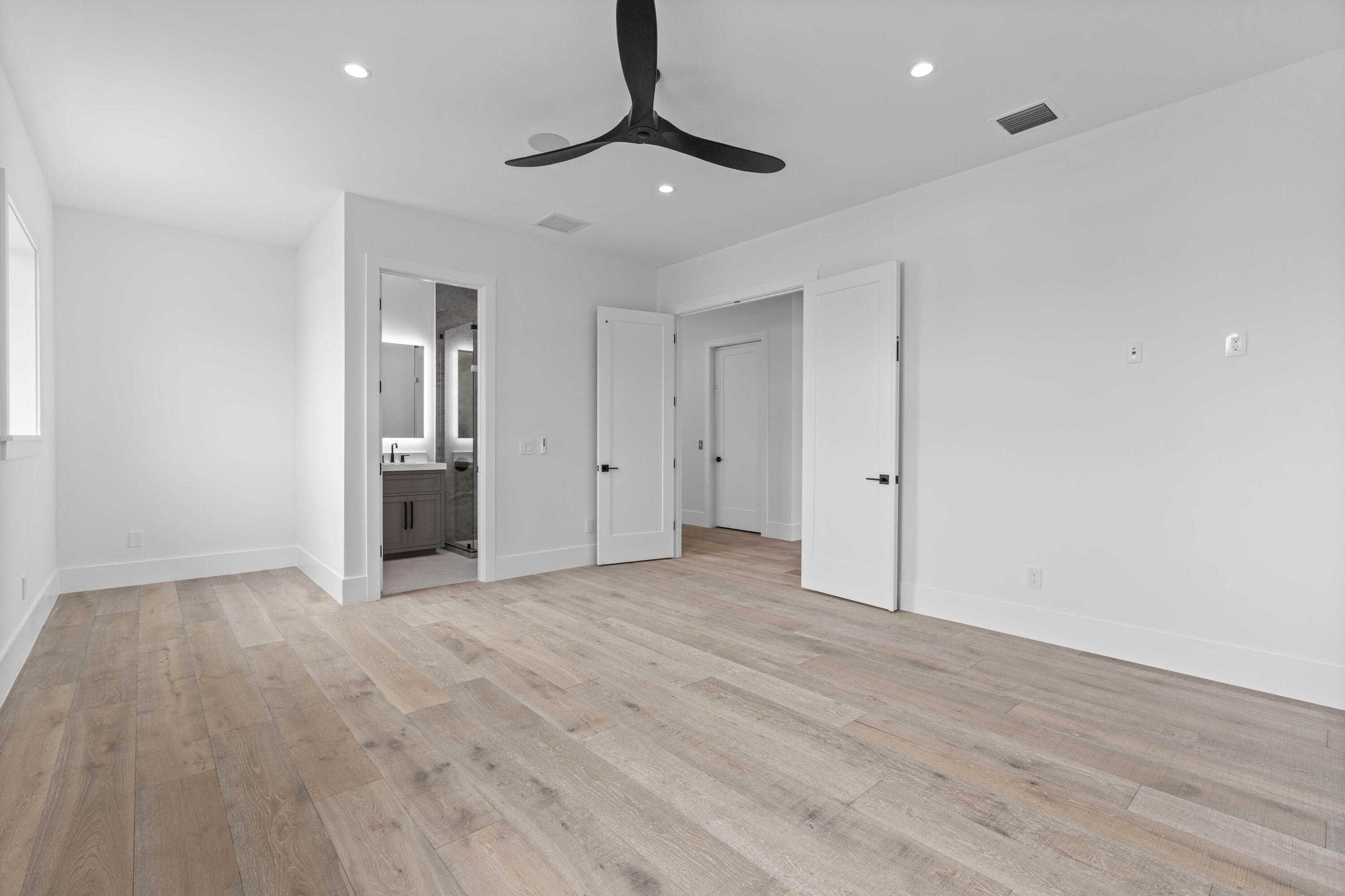 PALM BEACH ISLES 2 - Residential