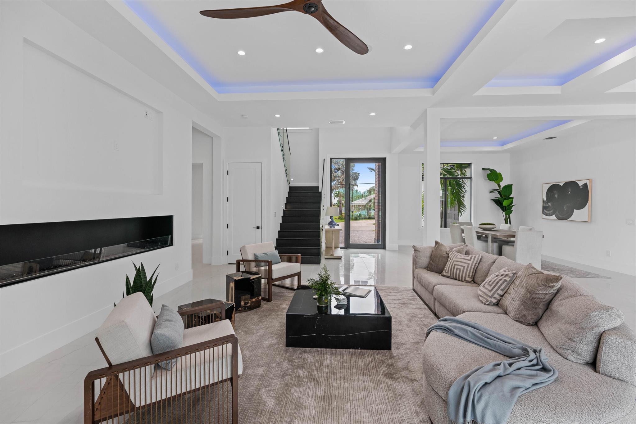 PALM BEACH ISLES 2 - Residential