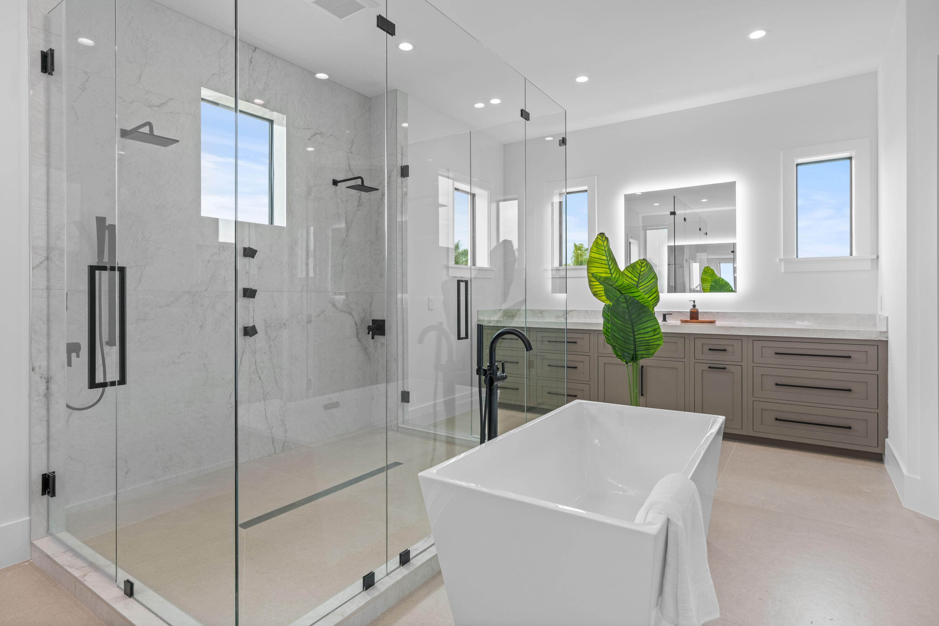 PALM BEACH ISLES 2 - Residential