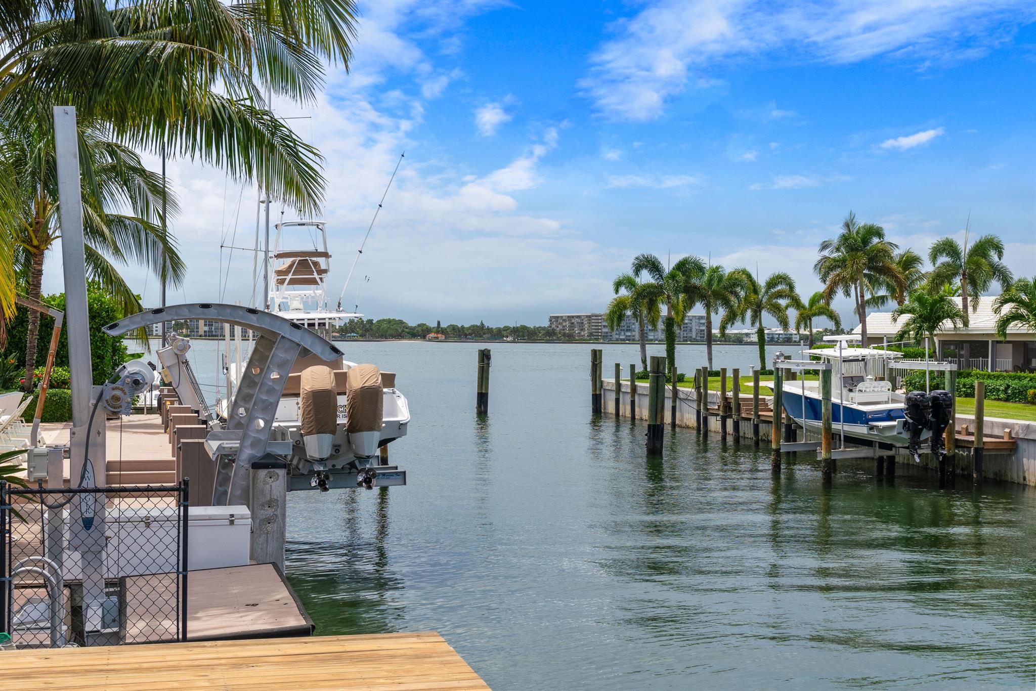 PALM BEACH ISLES 2 - Residential