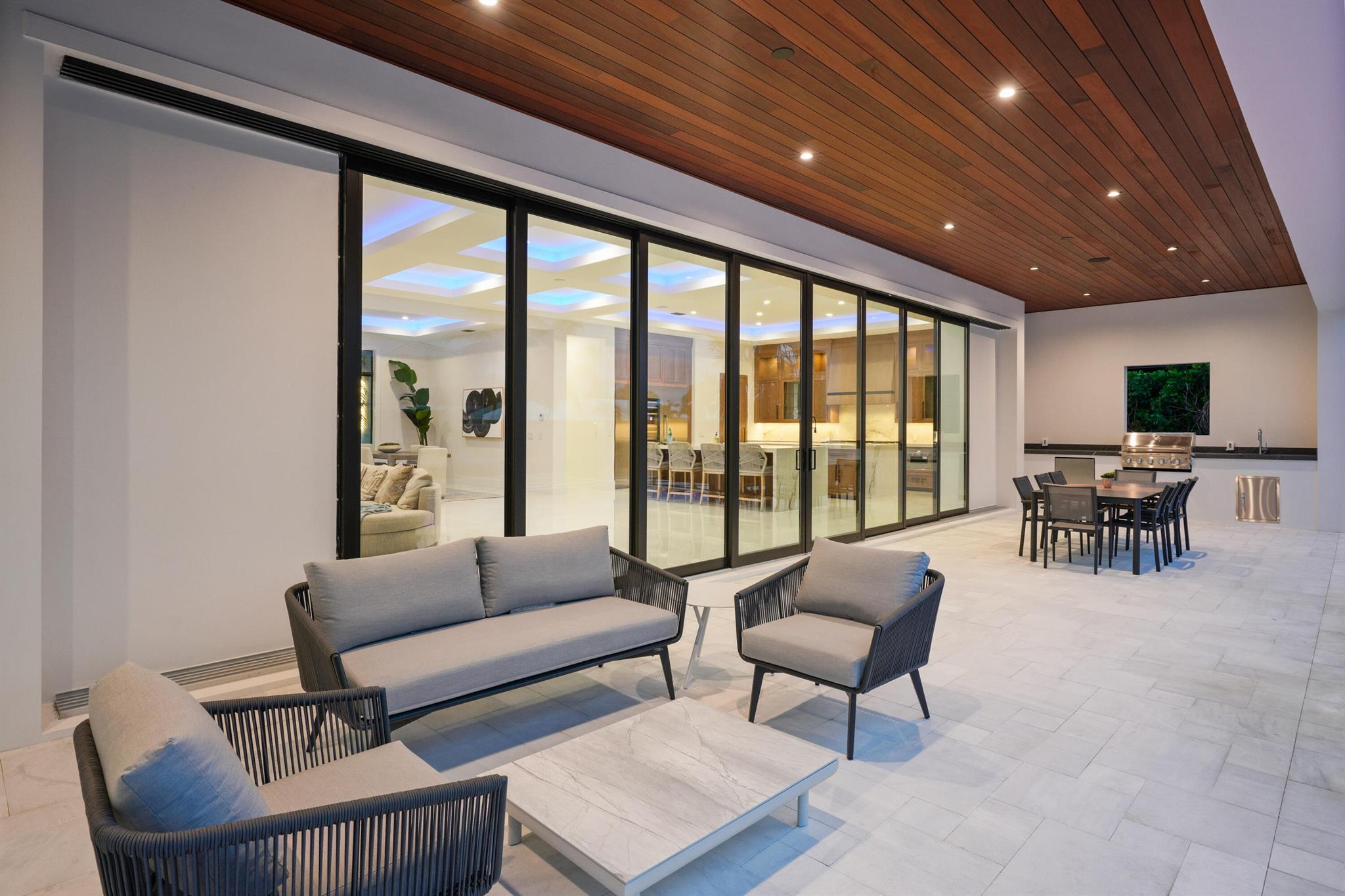 PALM BEACH ISLES 2 - Residential