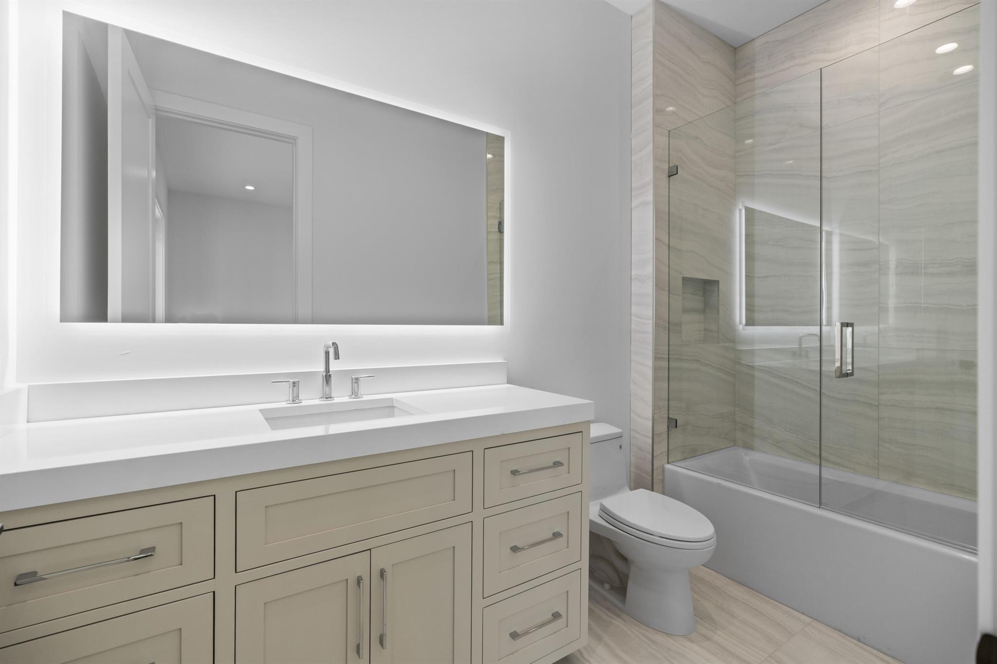 PALM BEACH ISLES 2 - Residential