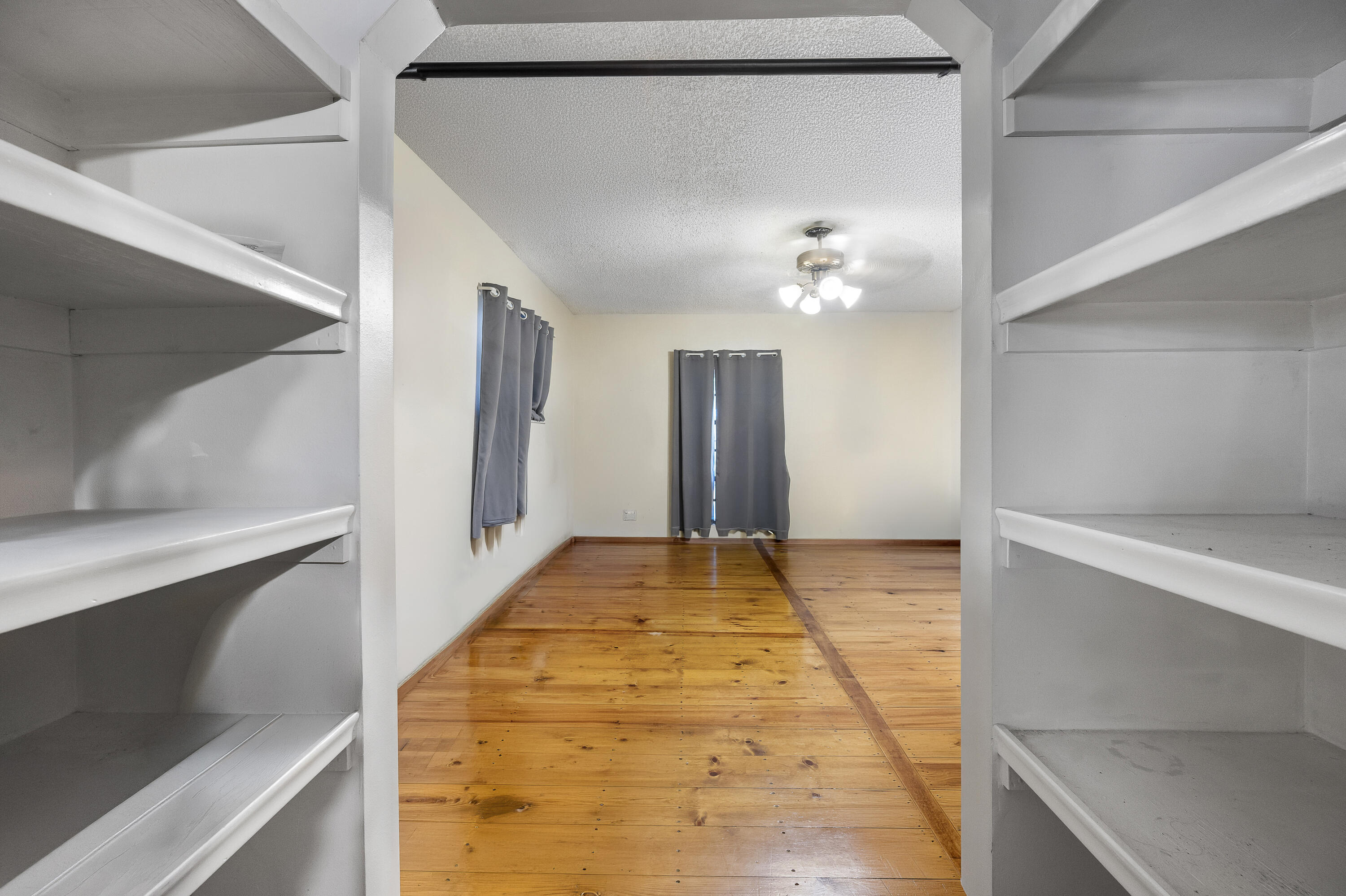 Metes and bounds - Residential