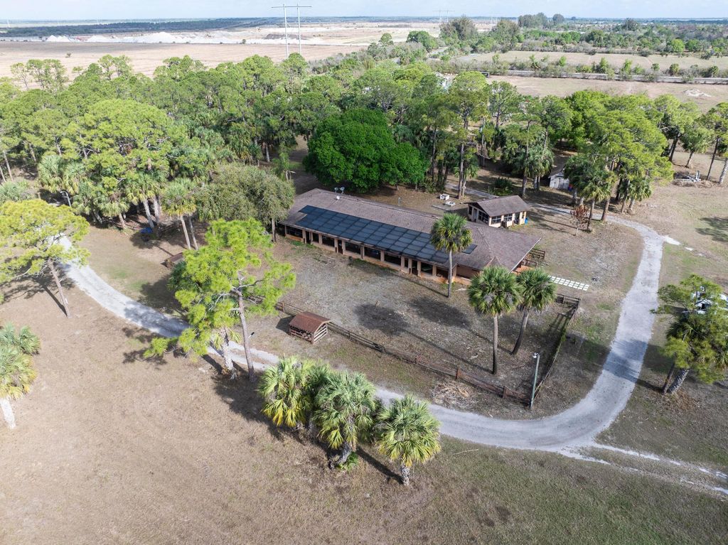 Photo of 10800 Carlton Road, Fort Pierce, FL 34987 (MLS # B26003458)