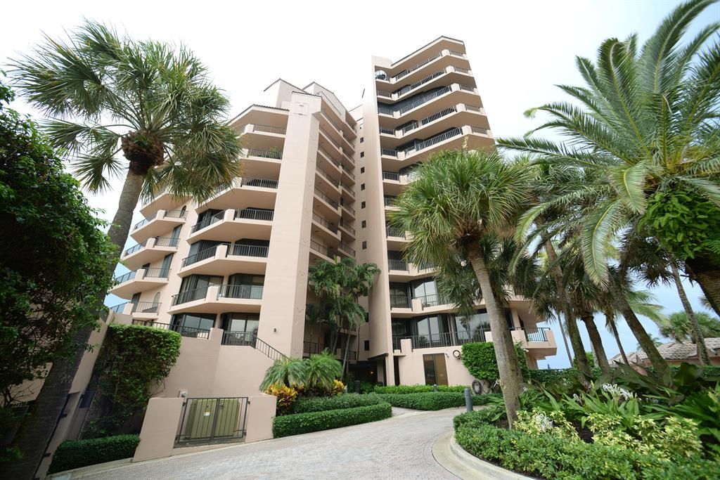 Photo of 530 Ocean Drive #1004, Juno Beach, FL 33408 (MLS # R10653512)