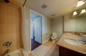 610 CLEMATIS CONDO - Residential Lease