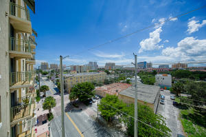 610 CLEMATIS CONDO - Residential Lease