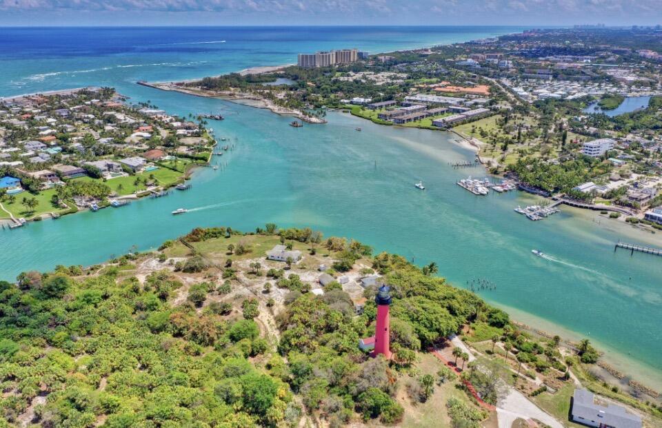 RIVER PINES - Residential