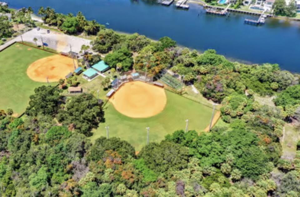 RIVER PINES - Residential