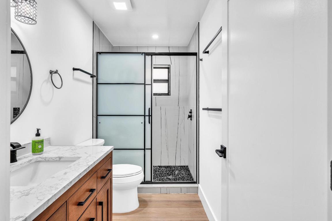 CANARY PALM CLUB - Residential