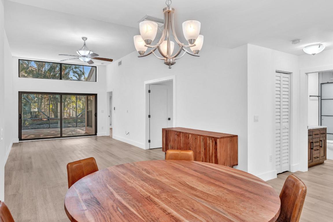 CANARY PALM CLUB - Residential