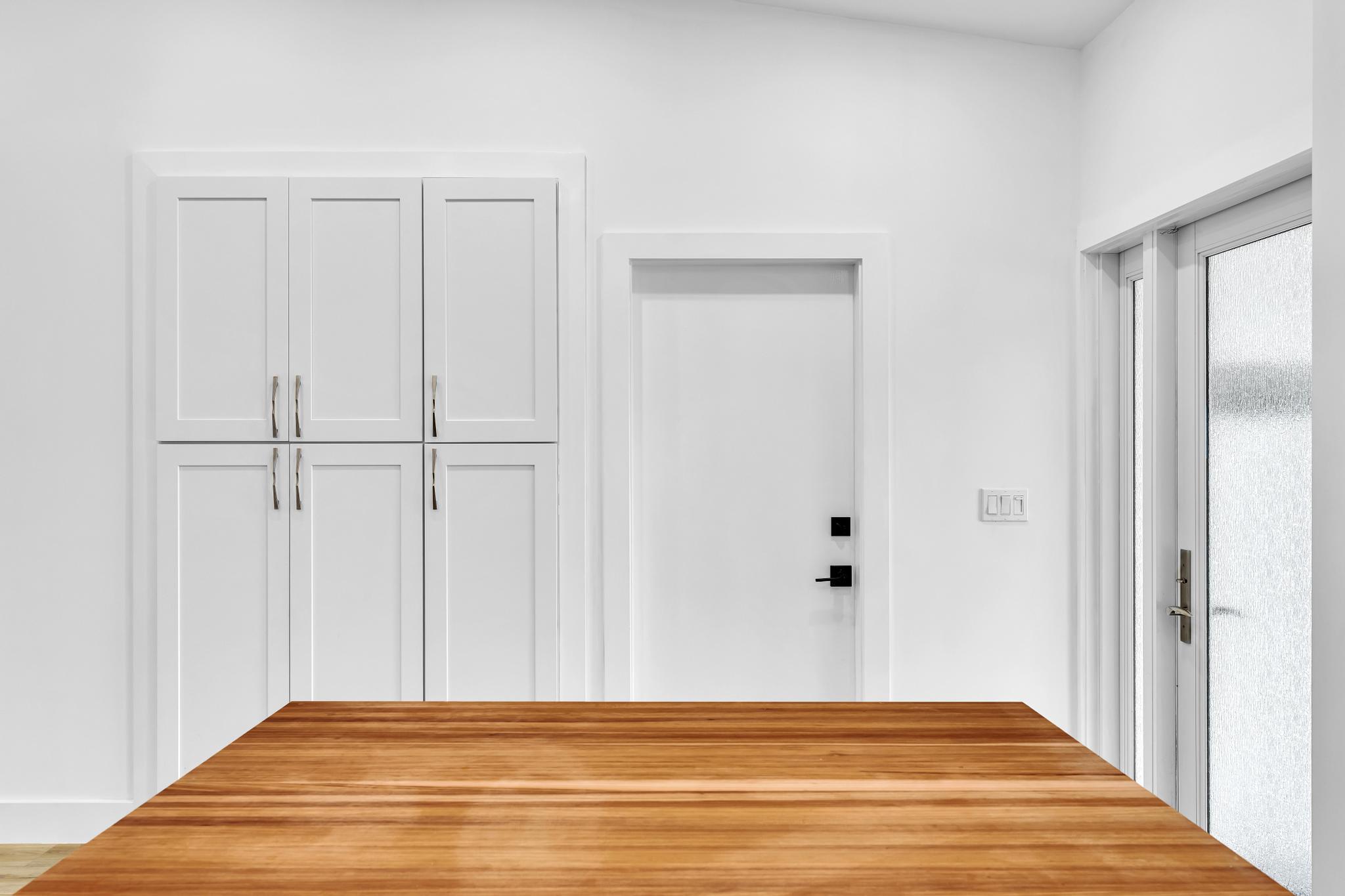 CANARY PALM CLUB - Residential