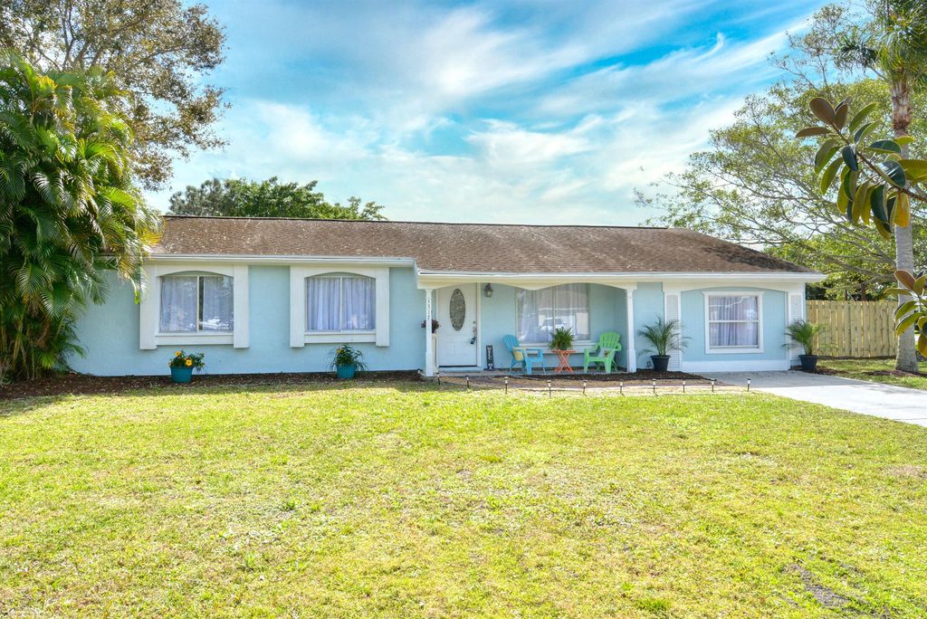 Photo of 1317 SE Larose Court, Port Saint Lucie, FL 34952 (MLS # R10960758)