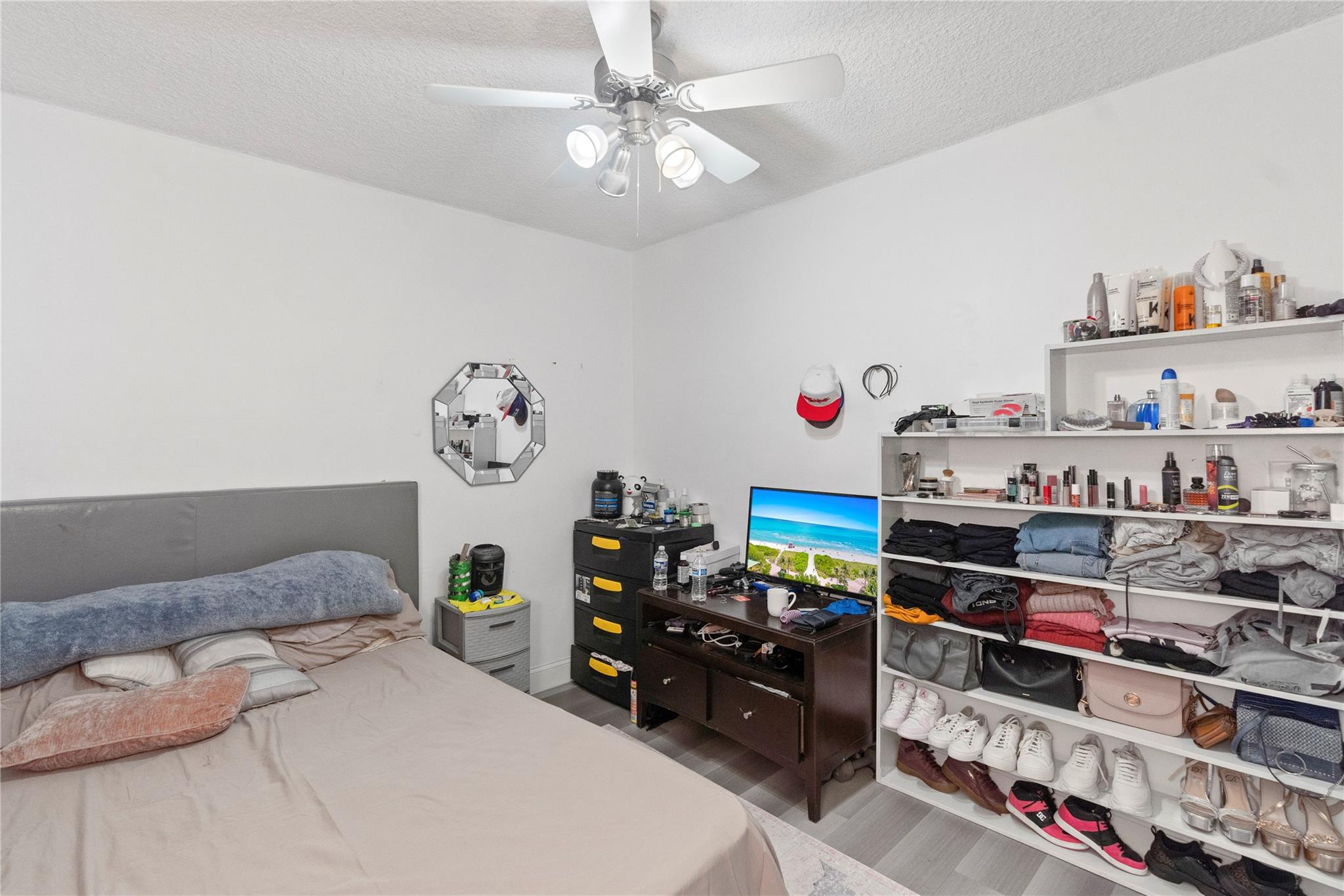 MARGATE GARDENS APARTMENT - Residential