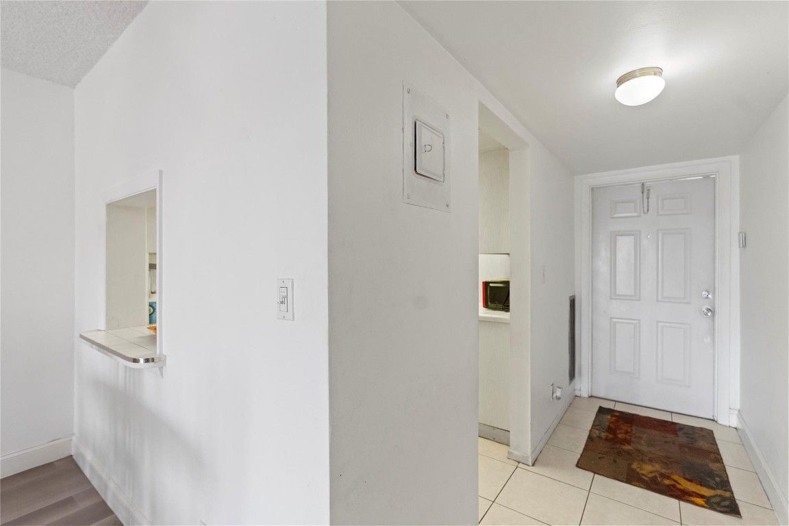 MARGATE GARDENS APARTMENT - Residential