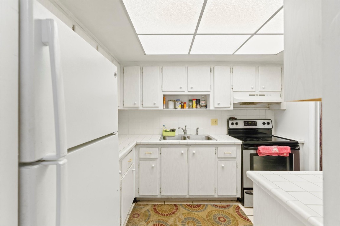 MARGATE GARDENS APARTMENT - Residential