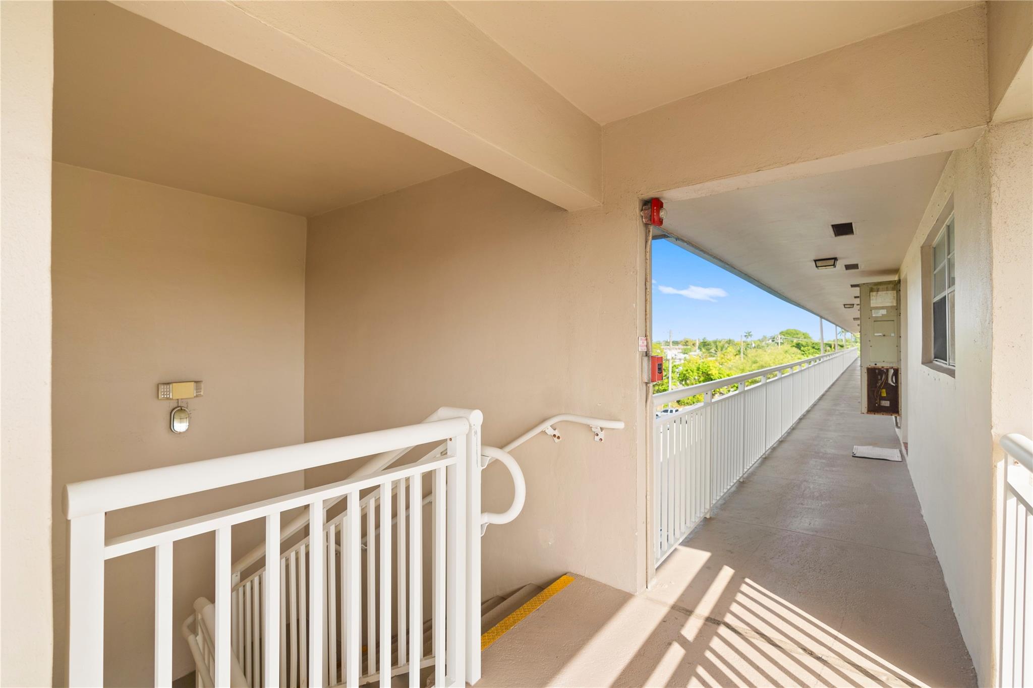 MARGATE GARDENS APARTMENT - Residential