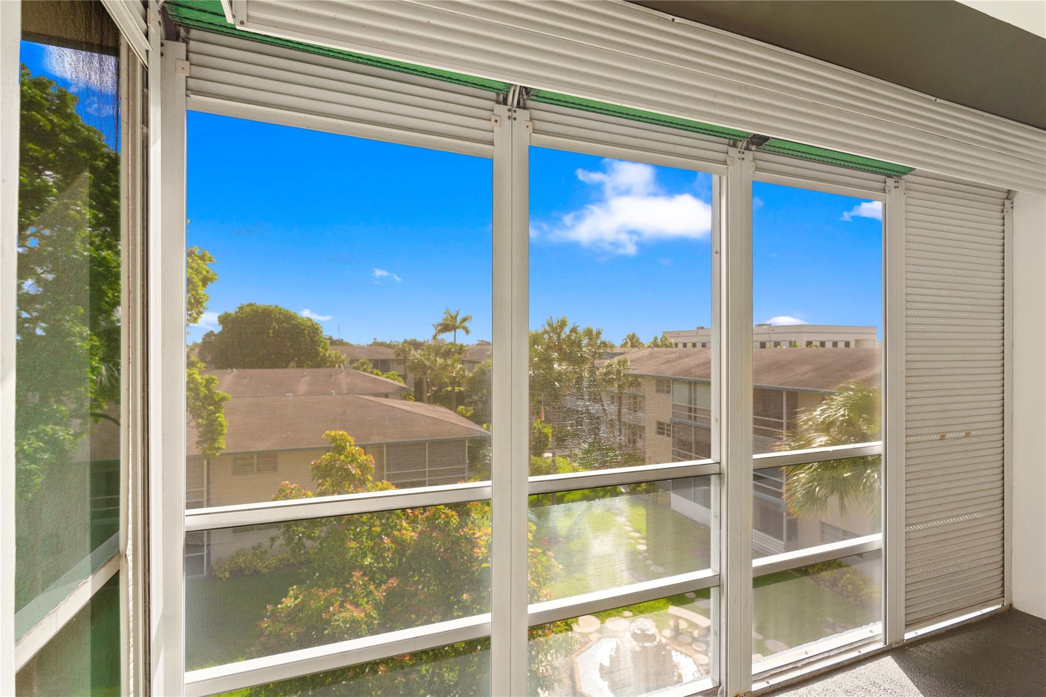 MARGATE GARDENS APARTMENT - Residential